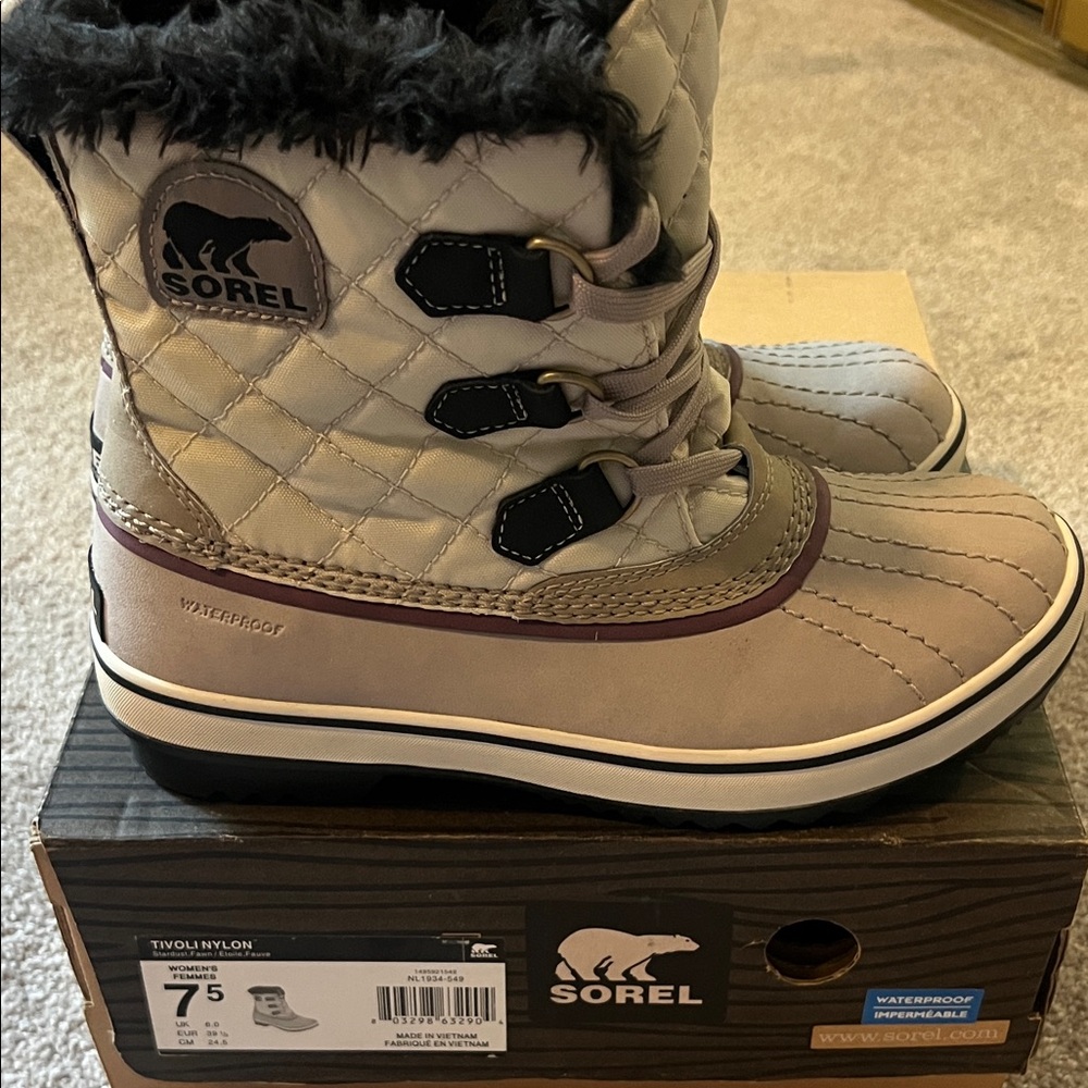 Sorel Tivoli Nylon waterproof Boot!Quilted Snow Boots - Fawn and Black